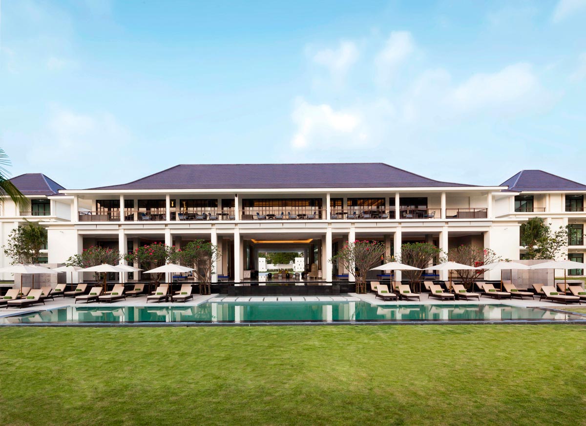 U-Sathorn-Bangkok-Exterior